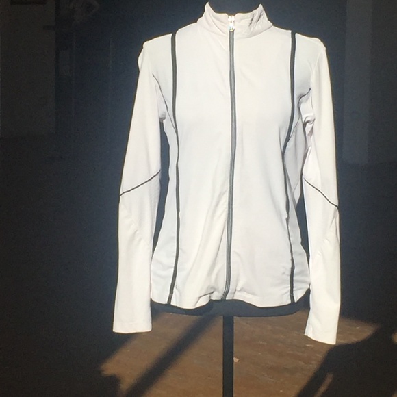 White Tail Tech performance top - Picture 3 of 7